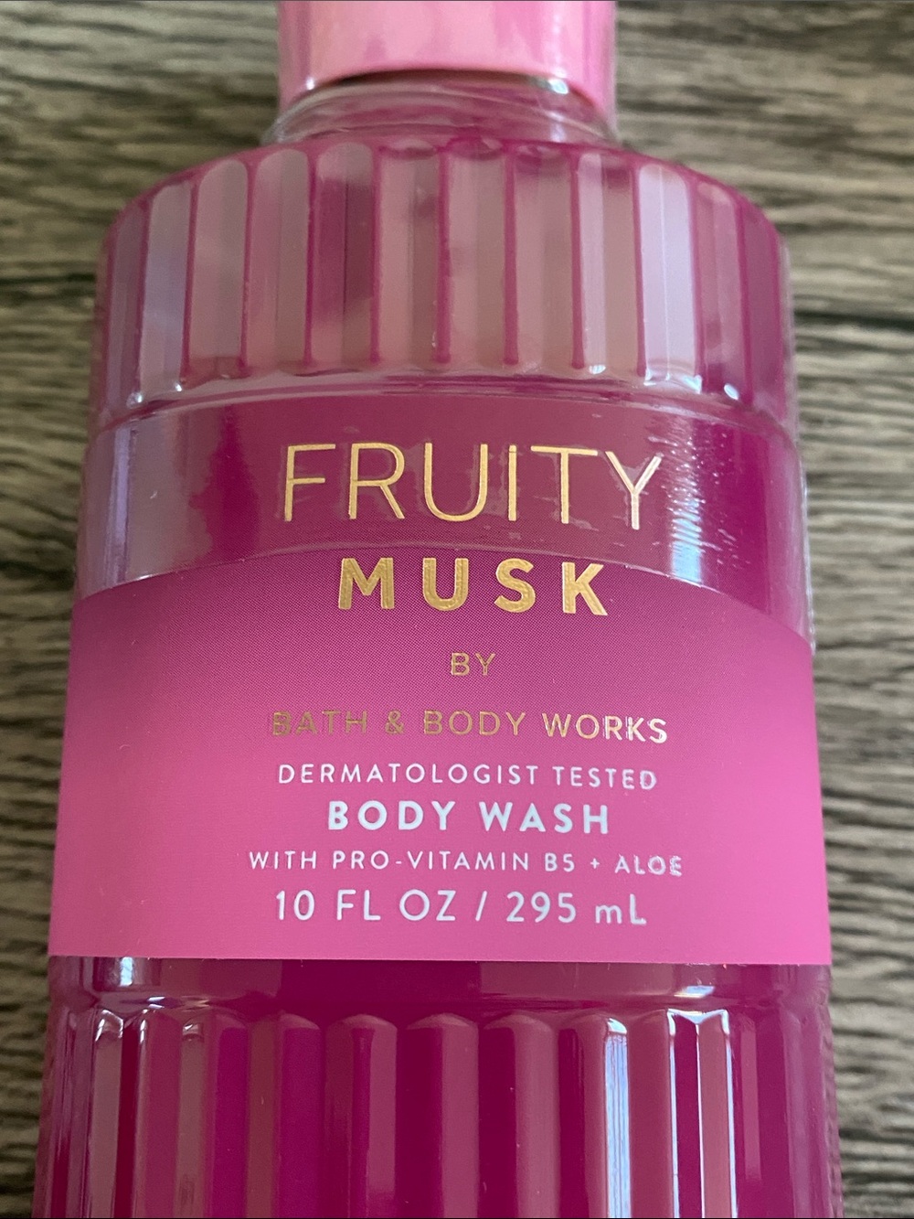 Bath & Body Works Fruity Musk Body Wash - Picture 3 of 8